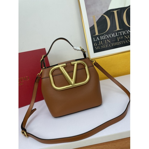Valentino AAA Quality Messenger Bags For Women #914565 $105.00 USD, Wholesale Replica Valentino AAA Quality Messenger Bags