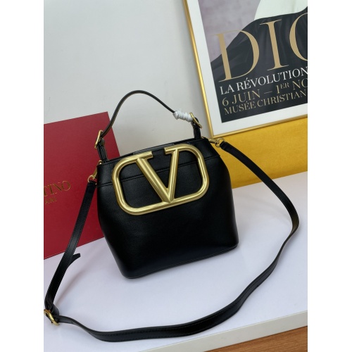 Valentino AAA Quality Messenger Bags For Women #914569 $105.00 USD, Wholesale Replica Valentino AAA Quality Messenger Bags