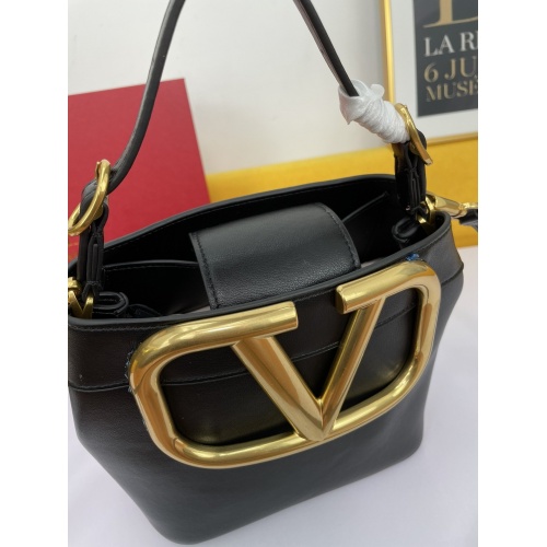 Replica Valentino AAA Quality Messenger Bags For Women #914569 $105.00 USD for Wholesale