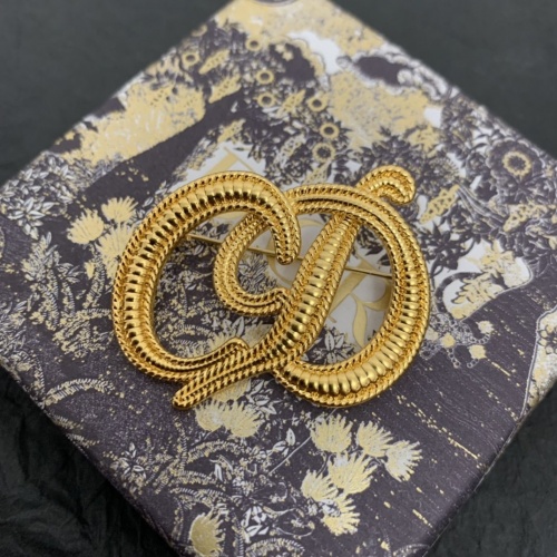 Christian Dior Brooches #915213