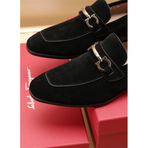 Replica Salvatore Ferragamo Leather Shoes For Men #915271 $118.00 USD for Wholesale