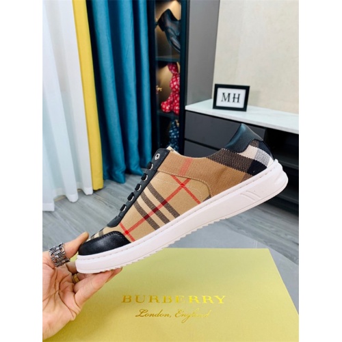 Replica Burberry Casual Shoes For Men #915472 $72.00 USD for Wholesale