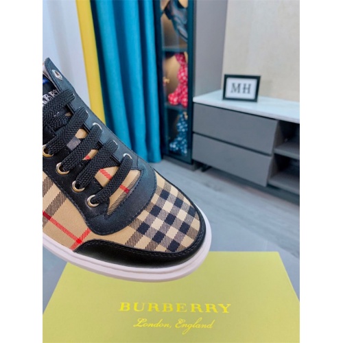 Replica Burberry Casual Shoes For Men #915472 $72.00 USD for Wholesale