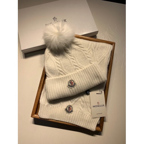 Moncler Woolen Hats & scarf #915893