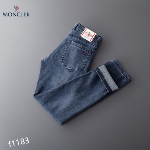 Moncler Jeans For Men #916032