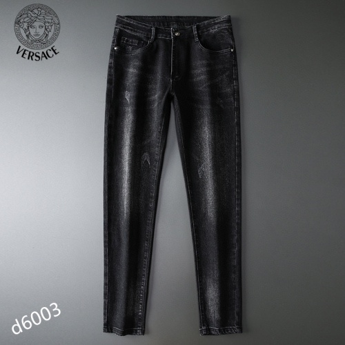 Replica Versace Jeans For Men #916044 $44.00 USD for Wholesale