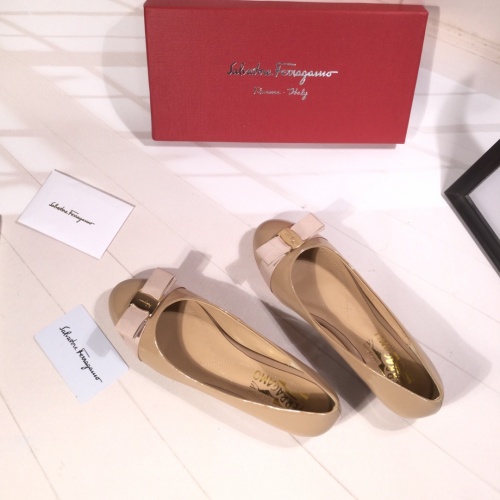 Replica Salvatore Ferragamo Flat Shoes For Women #916172 $82.00 USD for Wholesale