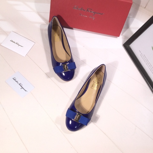 Replica Salvatore Ferragamo Flat Shoes For Women #916175 $82.00 USD for Wholesale