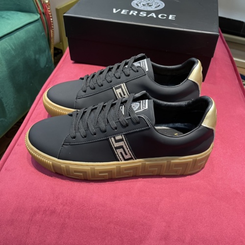 Replica Versace Casual Shoes For Men #916295 $76.00 USD for Wholesale
