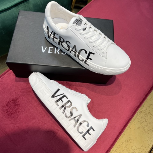 Replica Versace Casual Shoes For Men #916302 $80.00 USD for Wholesale
