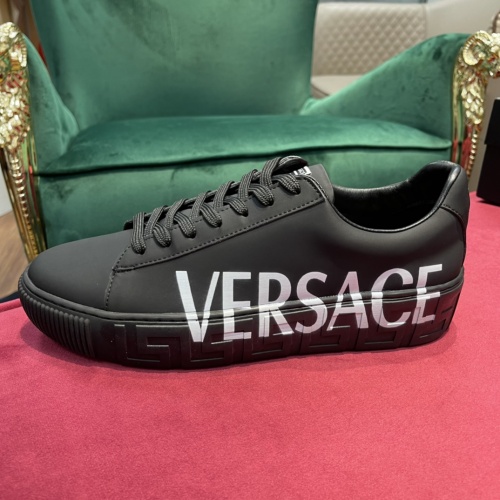 Replica Versace Casual Shoes For Men #916303 $80.00 USD for Wholesale
