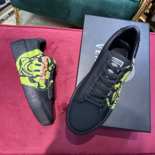 Replica Versace Casual Shoes For Men #916305 $80.00 USD for Wholesale