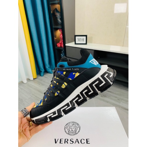 Replica Versace Casual Shoes For Men #916311 $105.00 USD for Wholesale