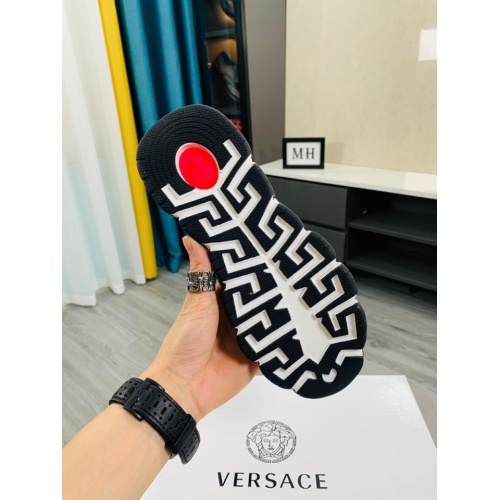Replica Versace Casual Shoes For Men #916313 $105.00 USD for Wholesale