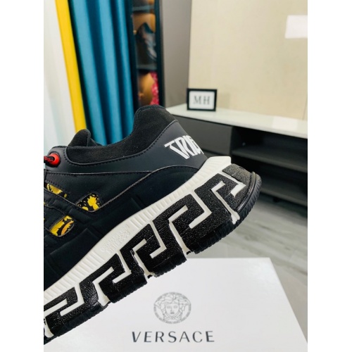 Replica Versace Casual Shoes For Men #916317 $105.00 USD for Wholesale