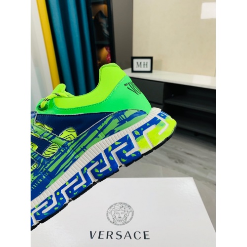 Replica Versace Casual Shoes For Men #916318 $105.00 USD for Wholesale