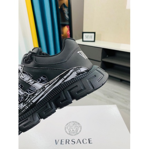 Replica Versace Casual Shoes For Men #916320 $105.00 USD for Wholesale