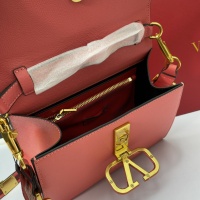 $112.00 USD Valentino AAA Quality Messenger Bags For Women #907310