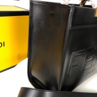 $160.00 USD Fendi AAA Quality Handbags For Women #907938