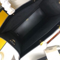 $160.00 USD Fendi AAA Quality Handbags For Women #907938