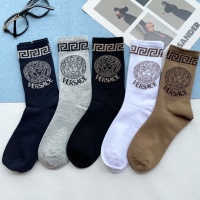 Versace Socks #908420