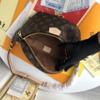 $76.00 USD Louis Vuitton AAA Quality Messenger Bags For Women #908606