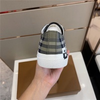 $80.00 USD Burberry Casual Shoes For Men #910867