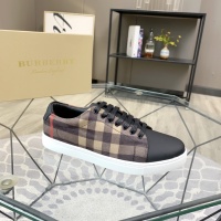 $72.00 USD Burberry Casual Shoes For Men #911301