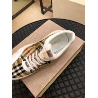 $76.00 USD Burberry Casual Shoes For Men #911743