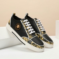 $72.00 USD Versace Casual Shoes For Men #913152