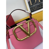 $105.00 USD Valentino AAA Quality Messenger Bags For Women #914566
