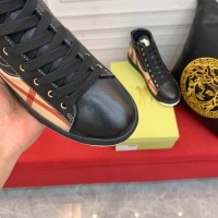 $82.00 USD Burberry High Tops Shoes For Men #914924