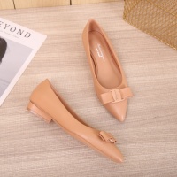 $85.00 USD Salvatore Ferragamo Flat Shoes For Women #916185