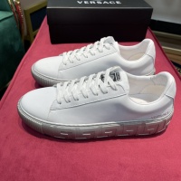 $80.00 USD Versace Casual Shoes For Men #916301