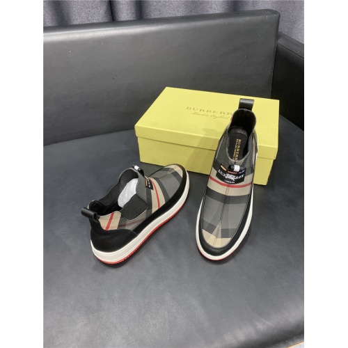 Replica Burberry High Tops Shoes For Men #916547 $76.00 USD for Wholesale