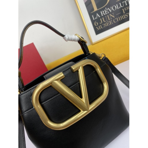 Replica Valentino AAA Quality Messenger Bags For Women #916786 $105.00 USD for Wholesale