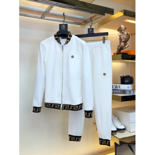 Versace Tracksuits Long Sleeved For Men #917003