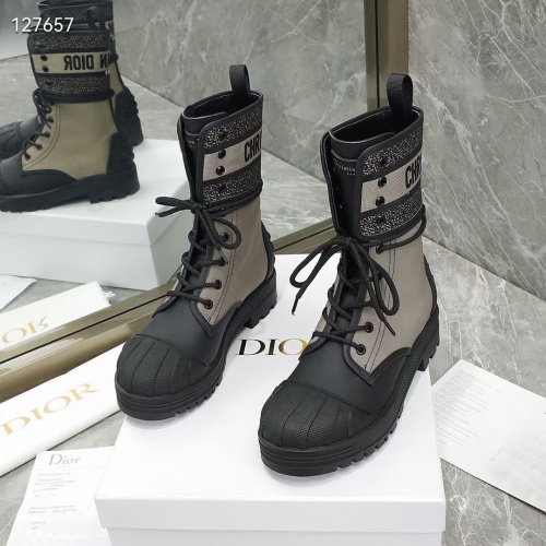 Christian Dior Boots For Women #917338