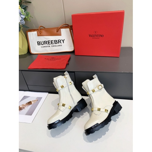 Valentino Boots For Women #917345