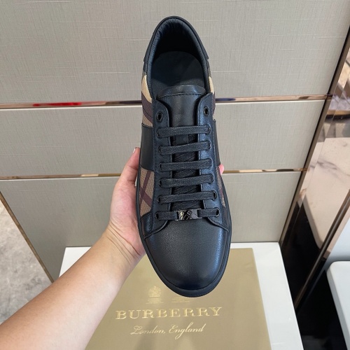 Replica Burberry Casual Shoes For Men #917500 $72.00 USD for Wholesale
