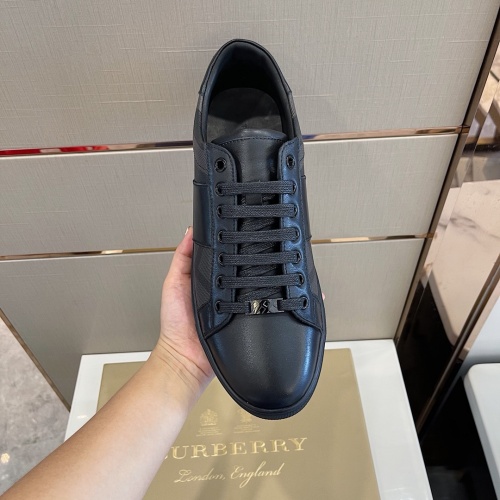 Replica Burberry Casual Shoes For Men #917501 $72.00 USD for Wholesale
