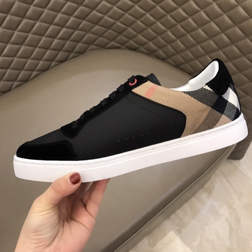 Replica Burberry Casual Shoes For Men #917502 $72.00 USD for Wholesale