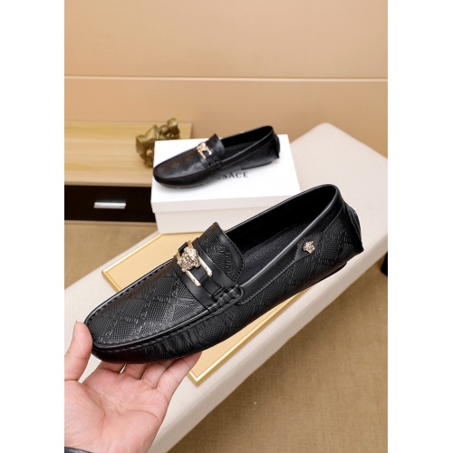 Replica Versace Leather Shoes For Men #917518 $72.00 USD for Wholesale