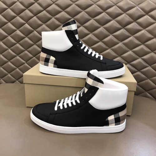 Burberry High Tops Shoes For Men #917525