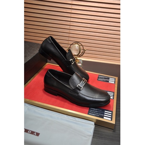 Prada Leather Shoes For Men #917976