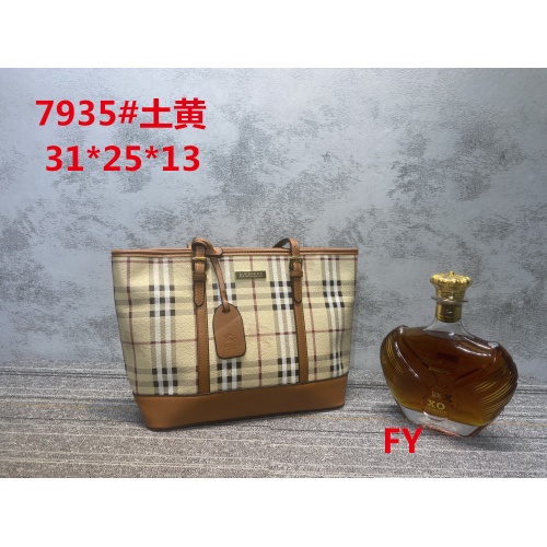 Burberry New Handbags For Women #918829