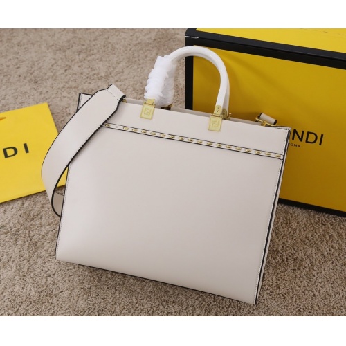 Replica Fendi AAA Quality Handbags For Women #918959 $105.00 USD for Wholesale