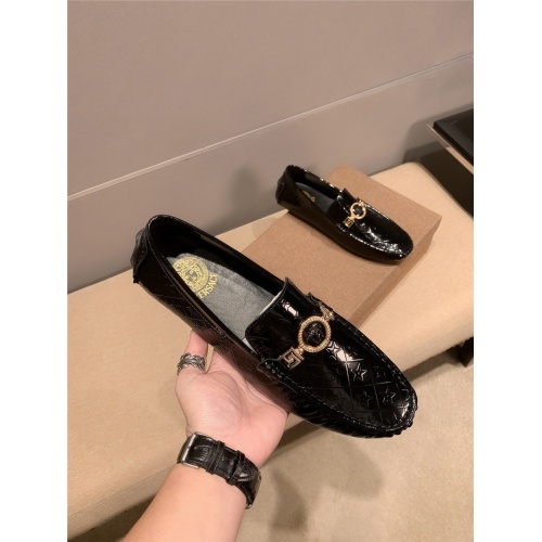 Versace Leather Shoes For Men #920588 $82.00 USD, Wholesale Replica Versace Leather Shoes