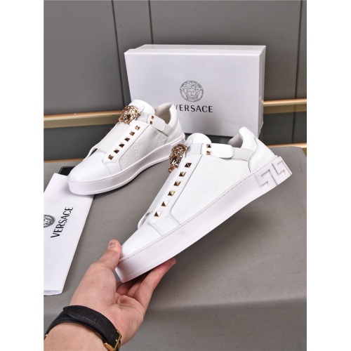 Replica Versace Casual Shoes For Men #921317 $76.00 USD for Wholesale