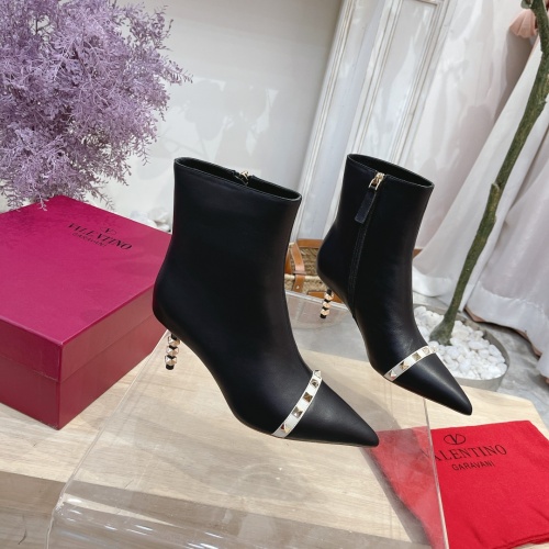 Replica Valentino Boots For Women #921819 $98.00 USD for Wholesale